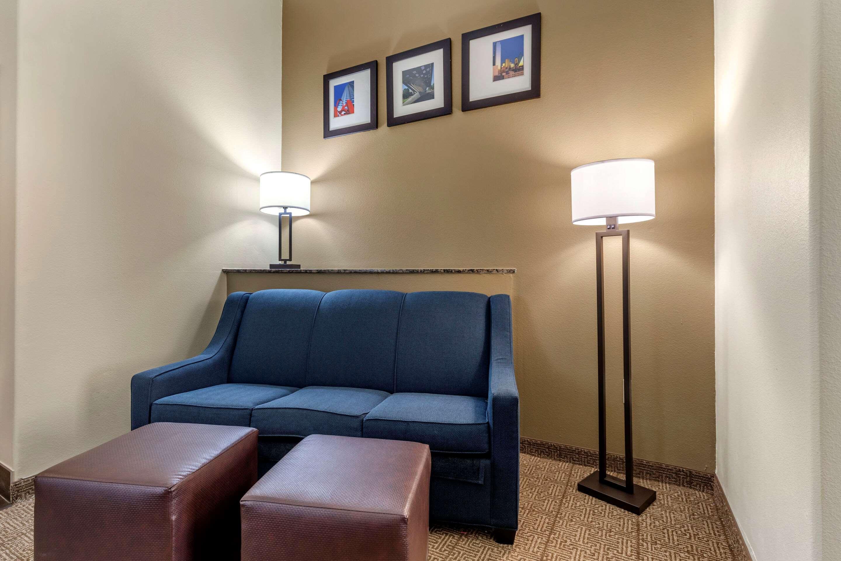 Comfort Suites West Dallas - Cockrell Hill Esterno foto