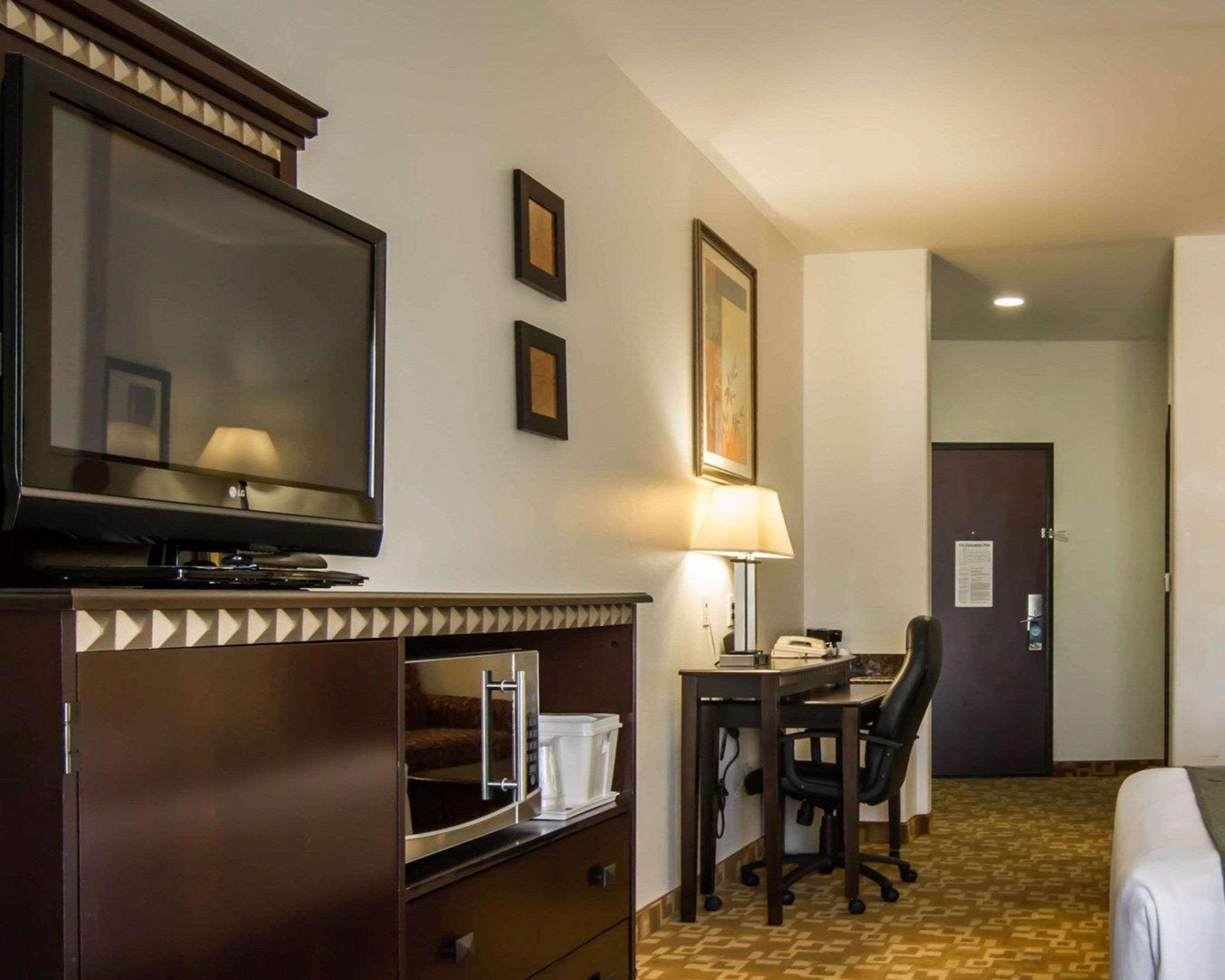 Comfort Suites West Dallas - Cockrell Hill Esterno foto