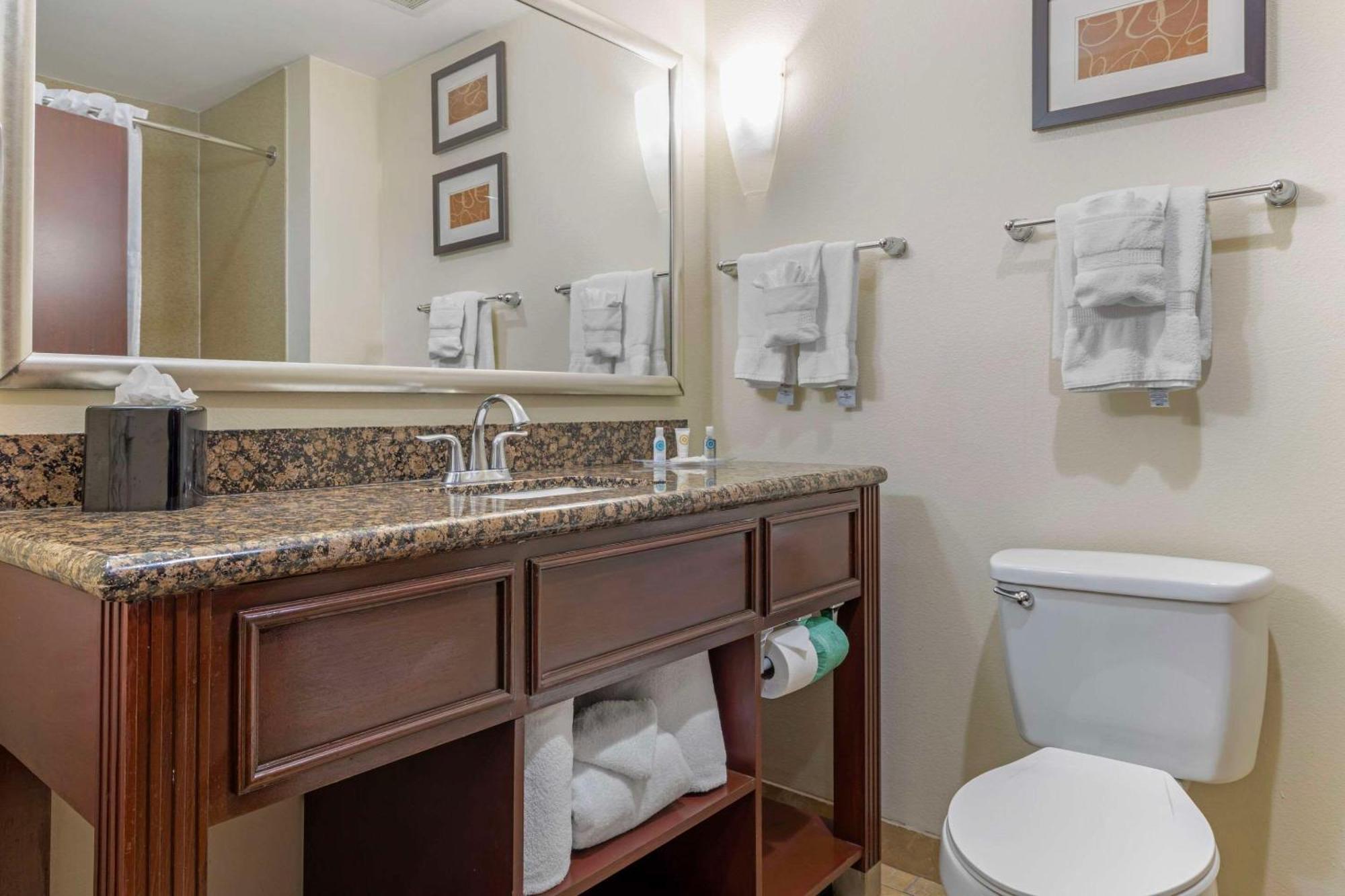 Comfort Suites West Dallas - Cockrell Hill Esterno foto